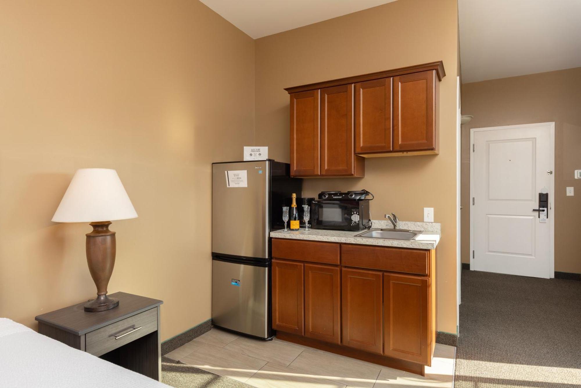 Brinton Suites West Chester Bagian luar foto