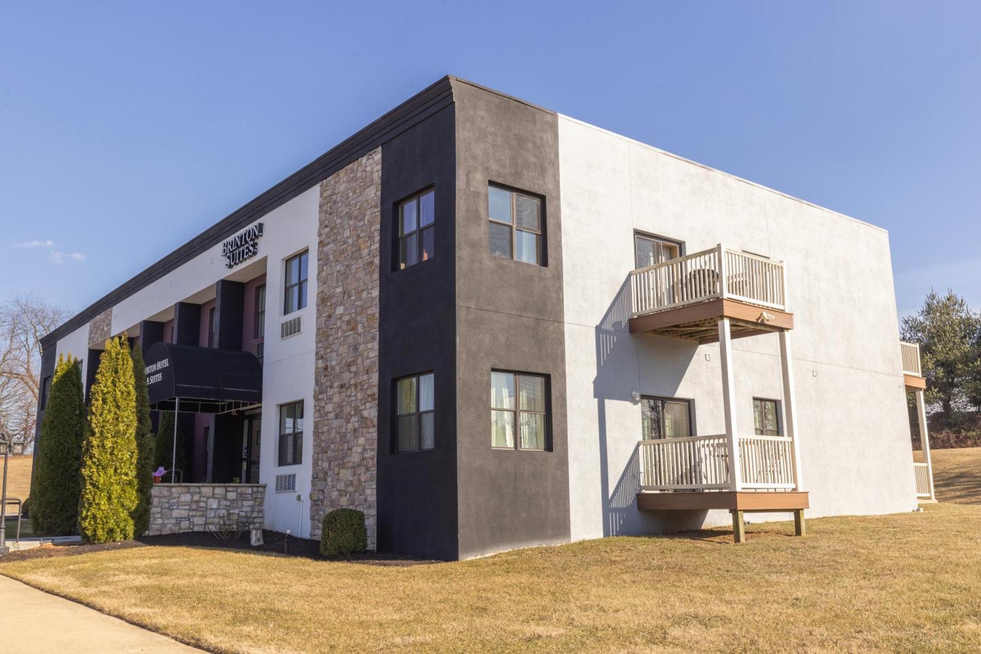 Brinton Suites West Chester Bagian luar foto
