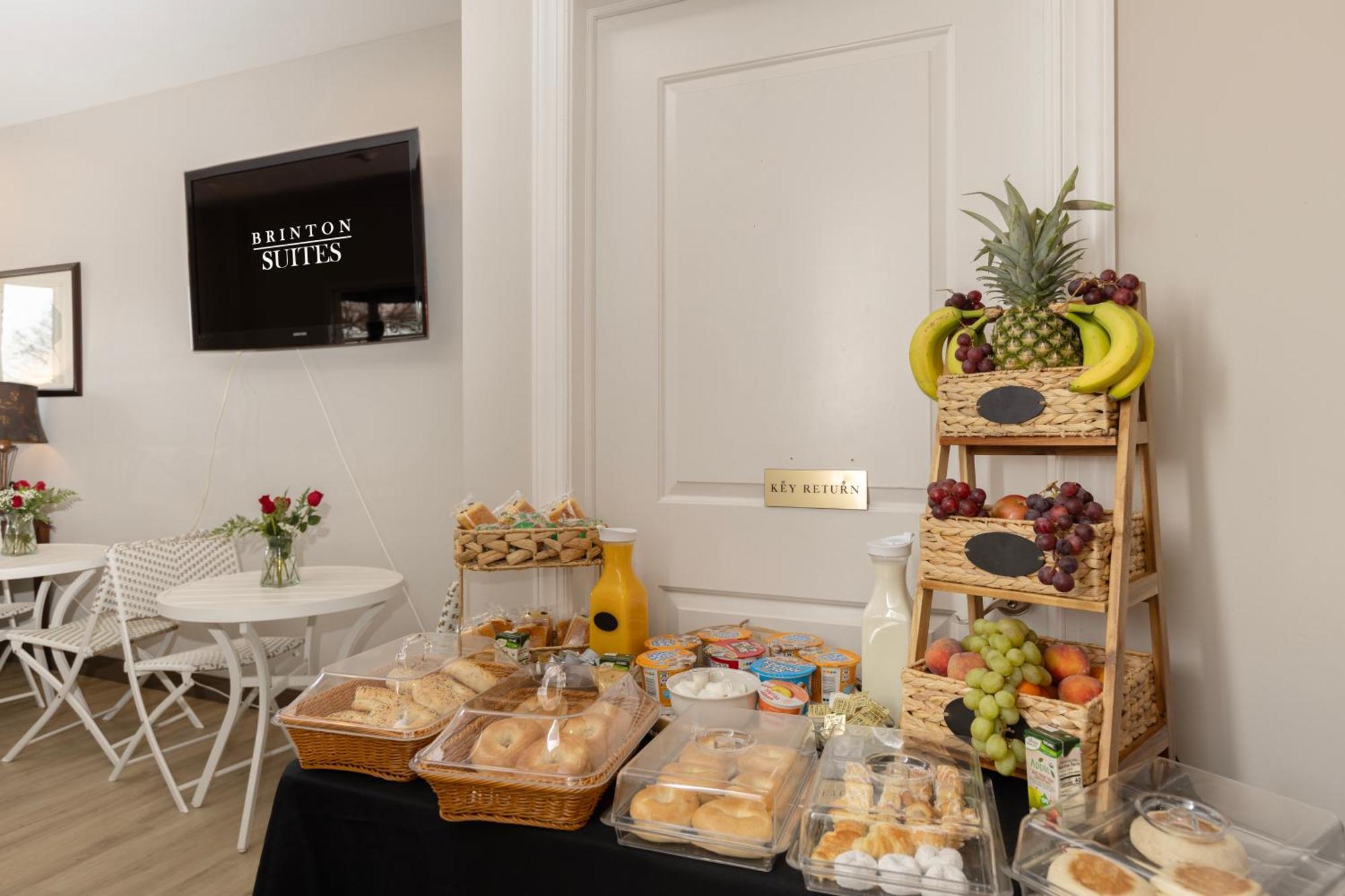 Brinton Suites West Chester Bagian luar foto