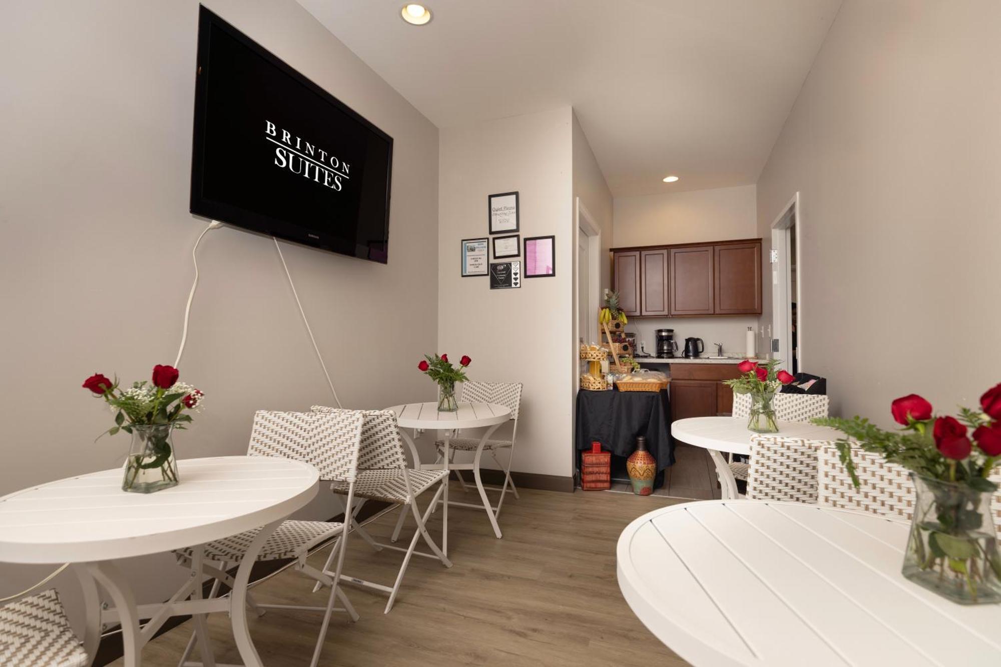 Brinton Suites West Chester Bagian luar foto