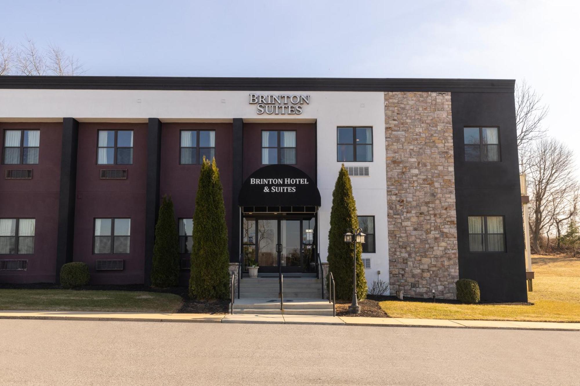 Brinton Suites West Chester Bagian luar foto