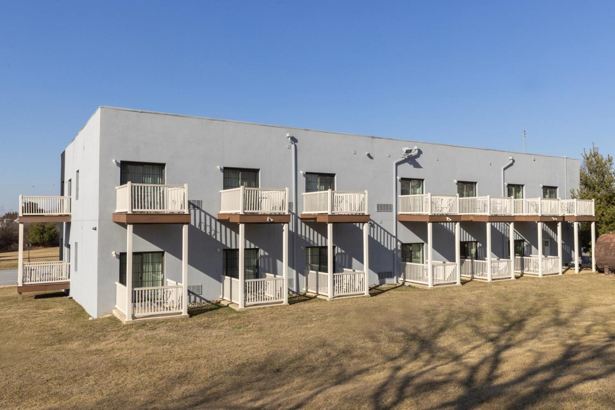 Brinton Suites West Chester Bagian luar foto