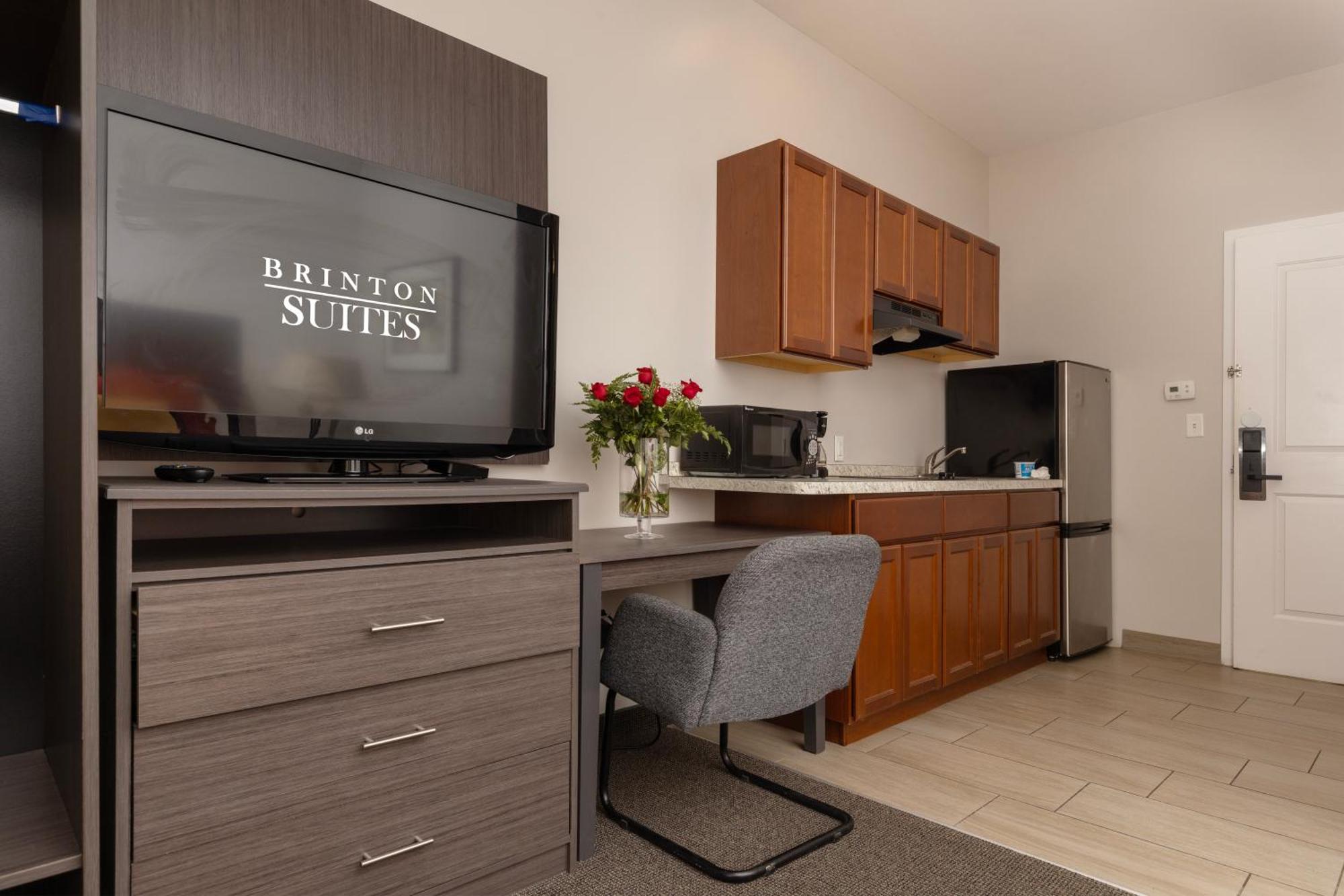 Brinton Suites West Chester Bagian luar foto