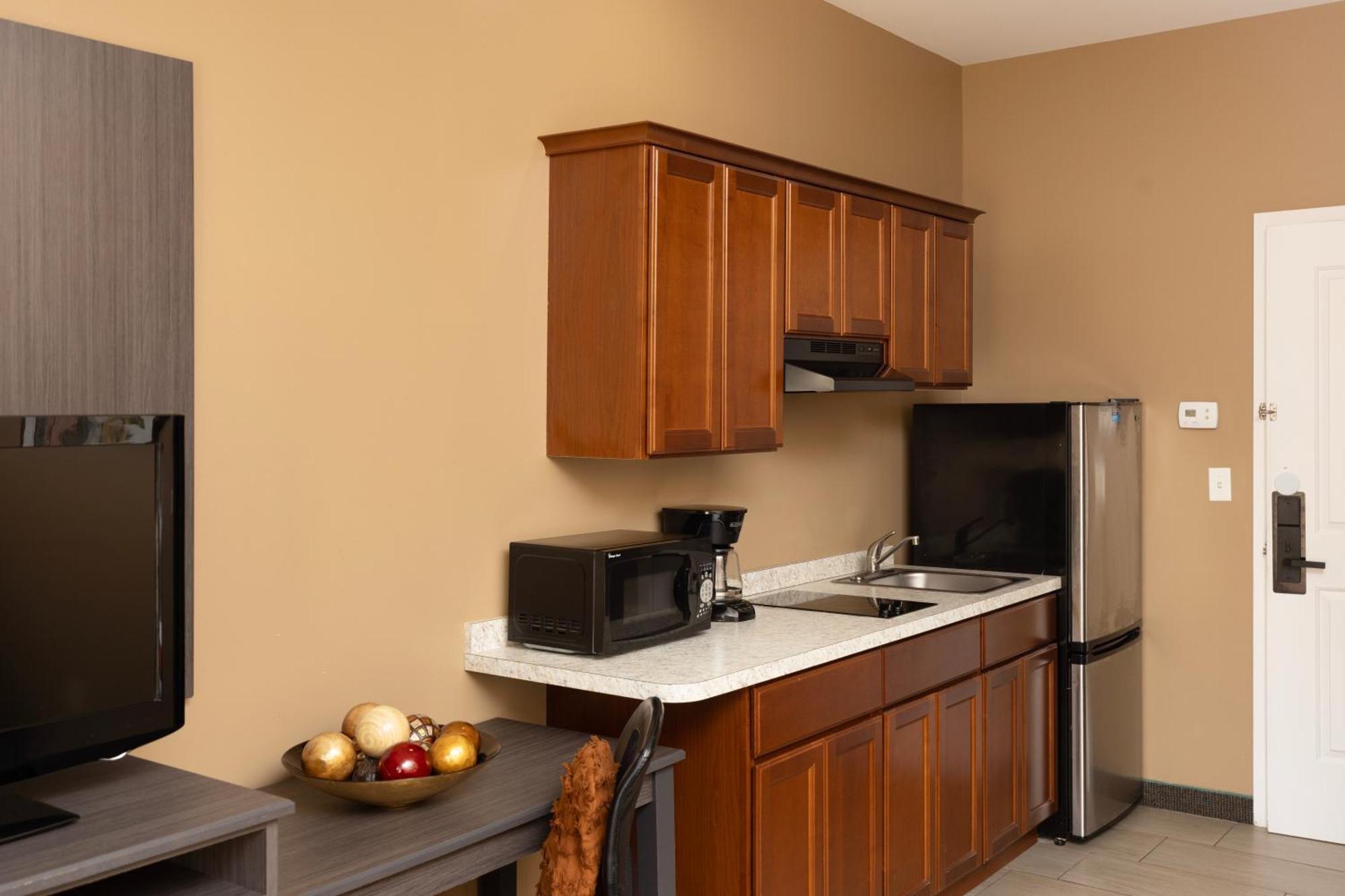 Brinton Suites West Chester Bagian luar foto